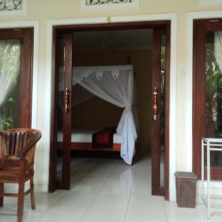 Pondok Aldi Hostel 아메드 외부 사진