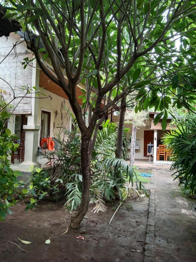 Pondok Aldi Hostel 아메드 외부 사진