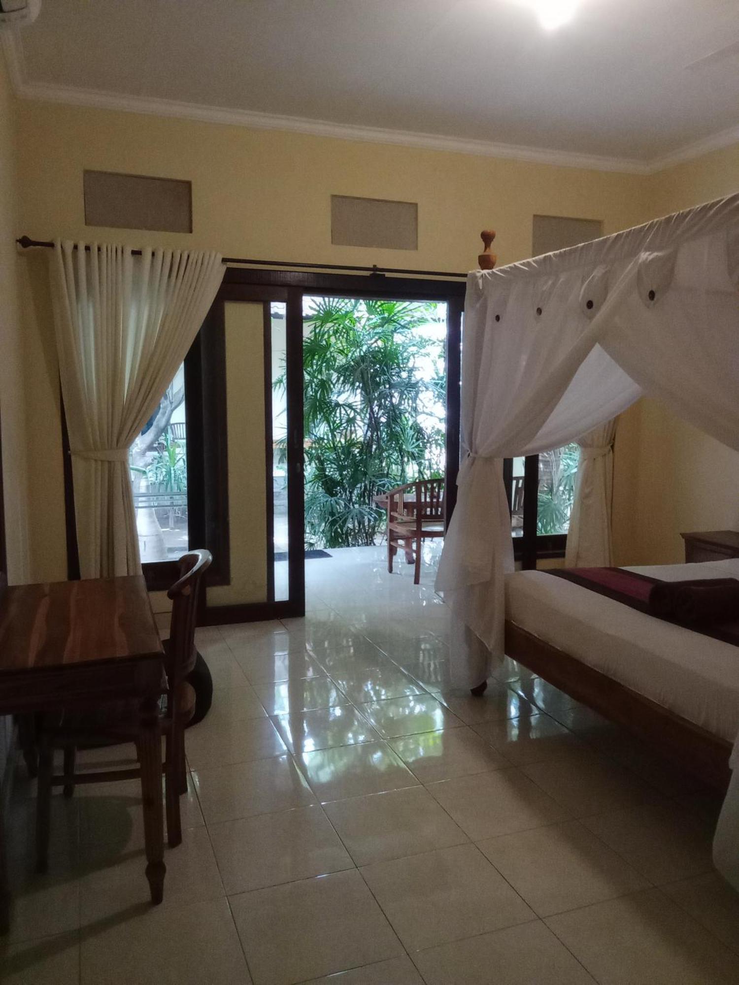Pondok Aldi Hostel 아메드 외부 사진